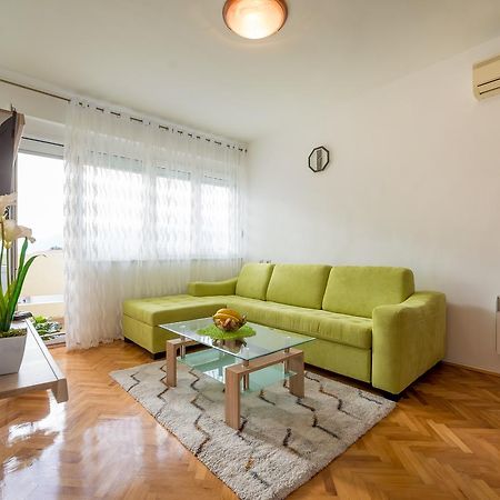 Apartman Andjela Tivat Eksteriør bilde
