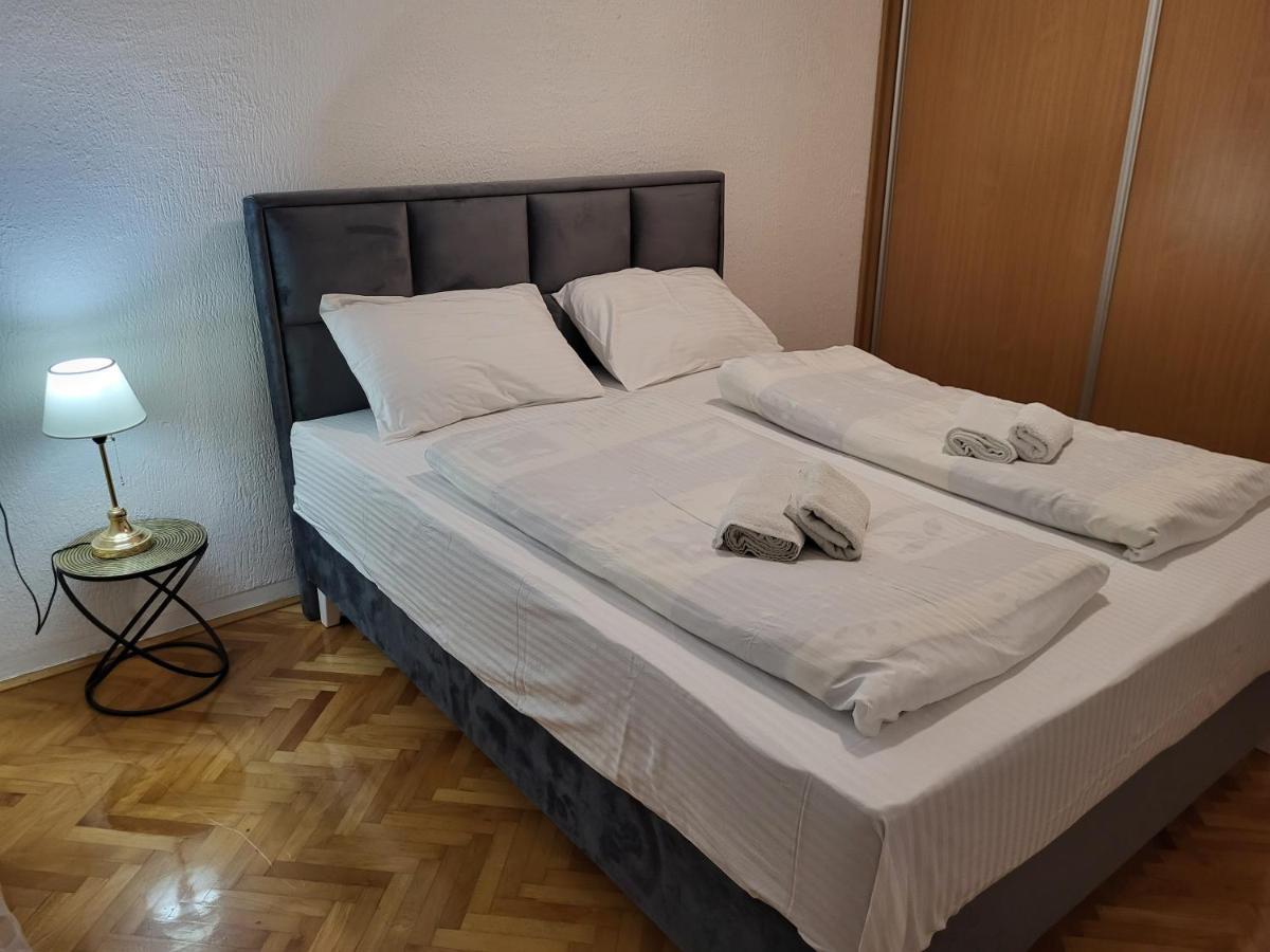 Apartman Andjela Tivat Eksteriør bilde