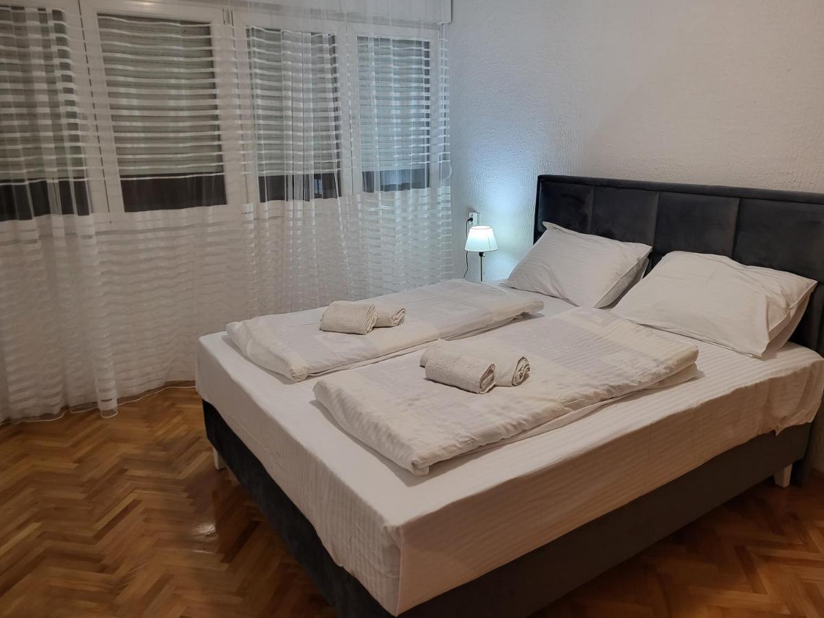 Apartman Andjela Tivat Eksteriør bilde